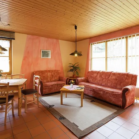 Nyaraló Charming Holiday Home In Schirgiswalde Near Forest *